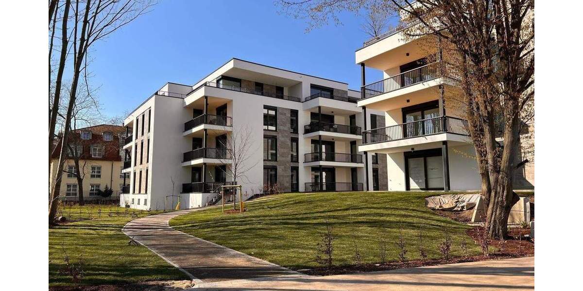 BLICK in den AUENWALD NEUBAU mit 5-Zimmern 70m² WOHNEN 2 x TERRASSEN KAMIN 2 x TG-SP ca. 7.000m² eingezäunter Gemeinschaftsgarten 5 zimmer