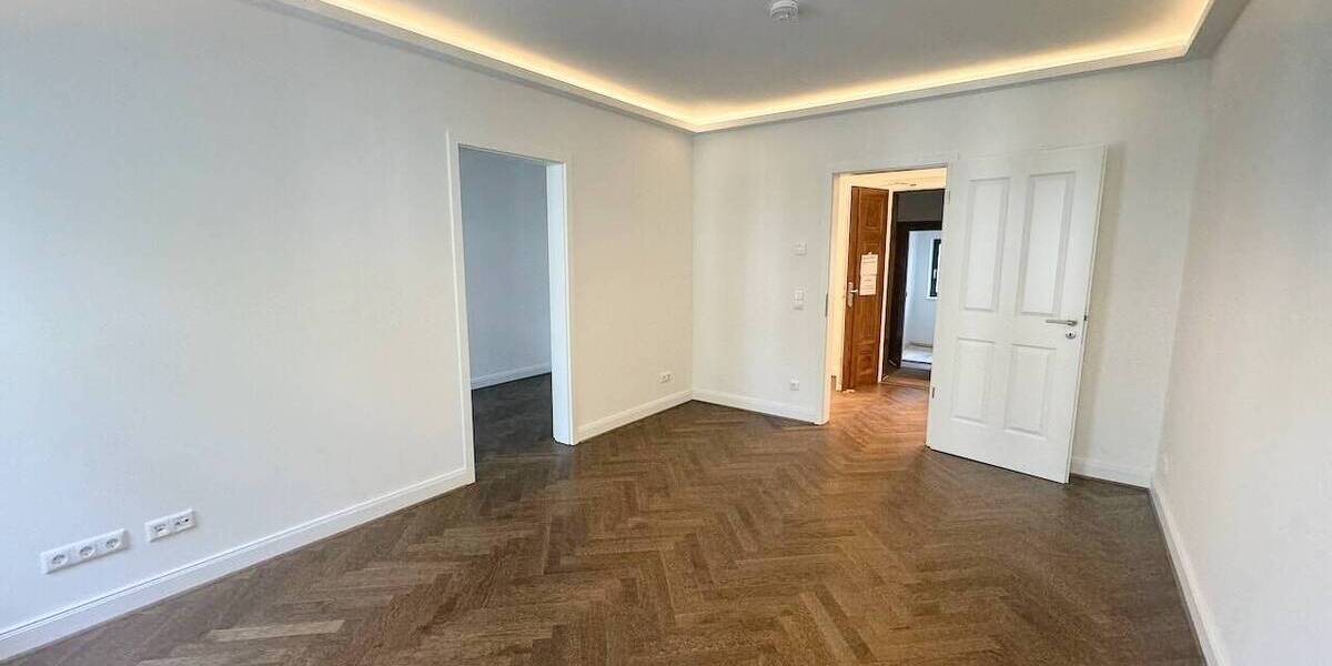 Was will man mehr? * Erstbezug * Parkett * Balkon * Fußbodenheizung * Wanne & Dusche * LED-Licht 3 zimmer