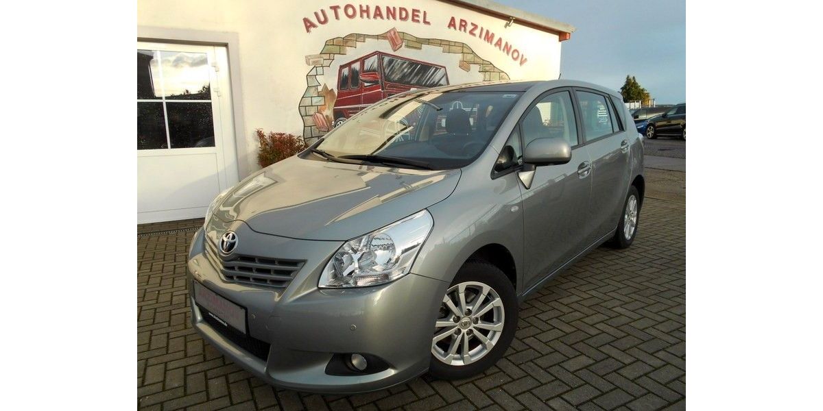 Toyota Verso 69.701 km 9.790 &euro; Markranstädt OT Quesitz 04420