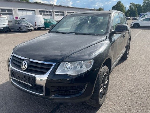 VW Touareg 246.000 km 4.990 &euro; Leipzig 04319