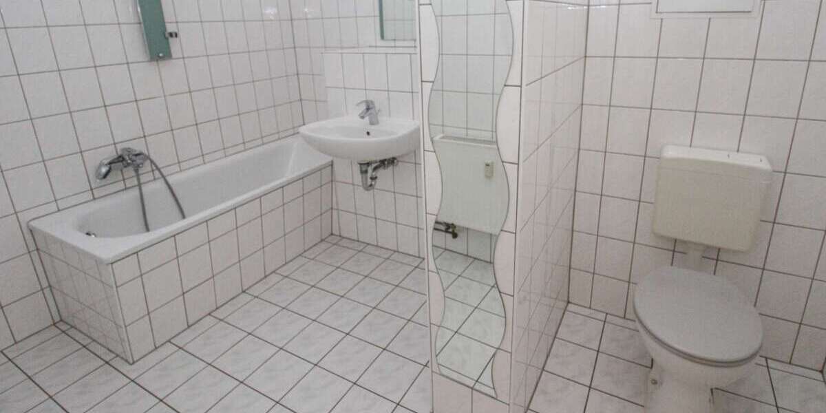 Investieren in Leipzig-Schönefeld: Denkmalgeschütztes ETW-Paket mit 5 Einheiten zimmer