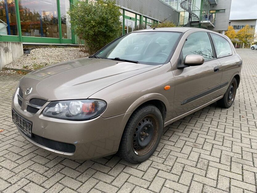 Nissan Almera 195.000 km 799 € Leipzig 04347