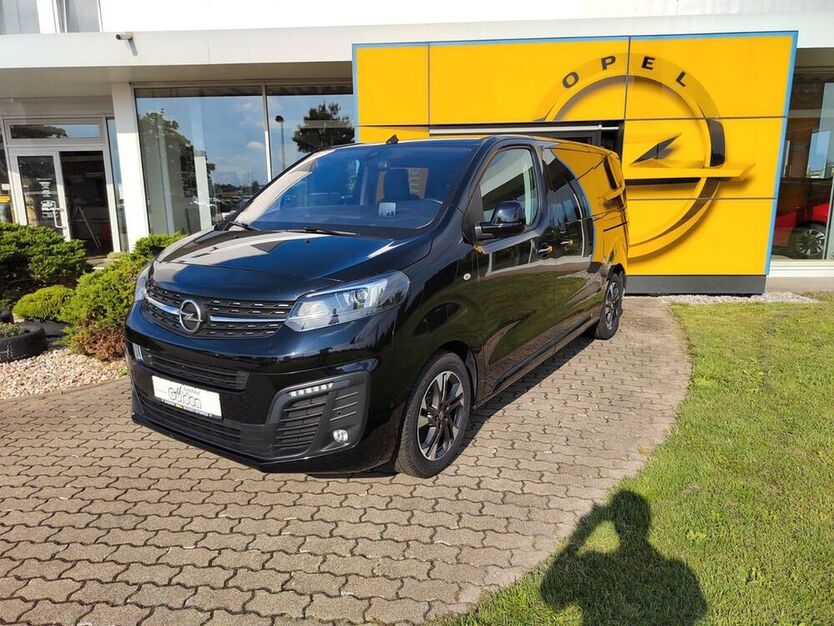 Zafira Life