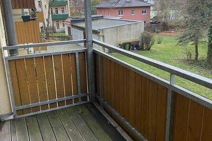 Dölitz-Dösen* tolle 2 Raum-Whg. mit Balkon * tlw. Dielenfußboden* Tageslichtbad mit Wanne 2 zimmer