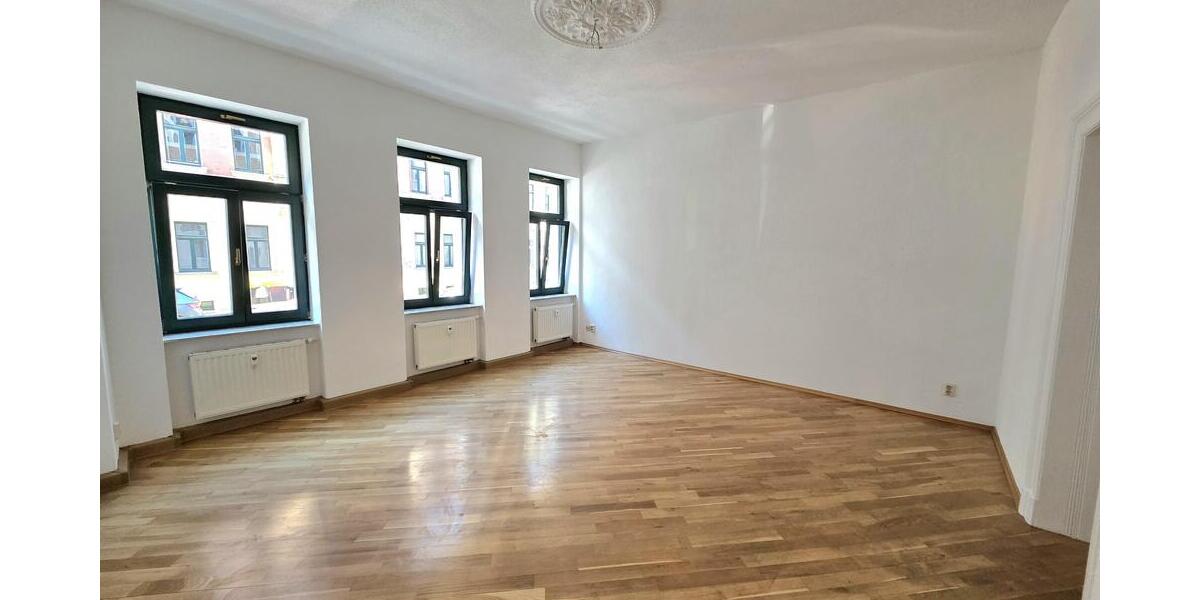 Großzügige 1-Zimmer-Wohnung mit Parkettfußboden und Tageslichtbad! - Erdgeschoßwohnung Leipzig Stötteritz | Angebot:26383876