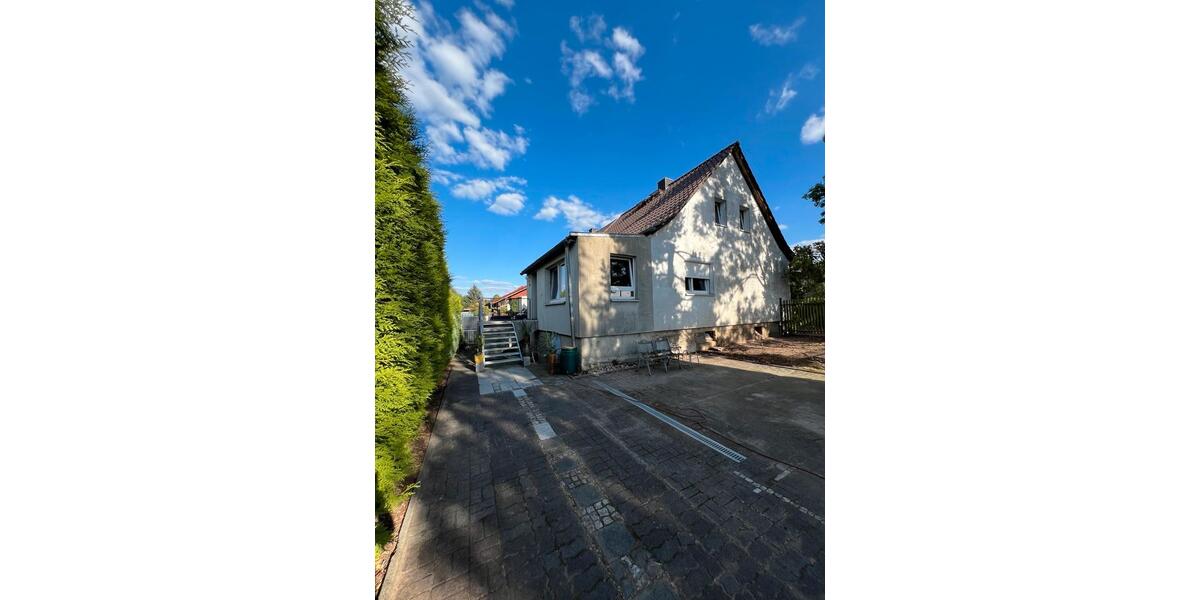 Doppelhaushälfte mit großem Garten in Leipzig 4 zimmer