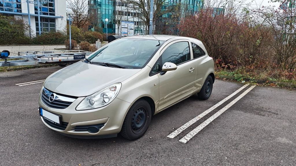 Opel Corsa 140.000 km 1.799 &euro; Markkleeberg 04416