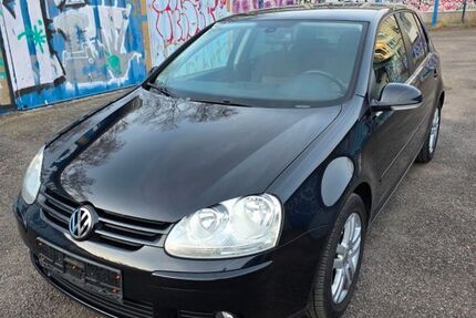 VW Golf 168.000 km 3.900 &euro; Leipzig 04103