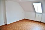 Dachgeschoßwohnung Neukieritzsch - 3 Zimmer, 68 m&sup2;, 320&euro; | Angebot:26631296