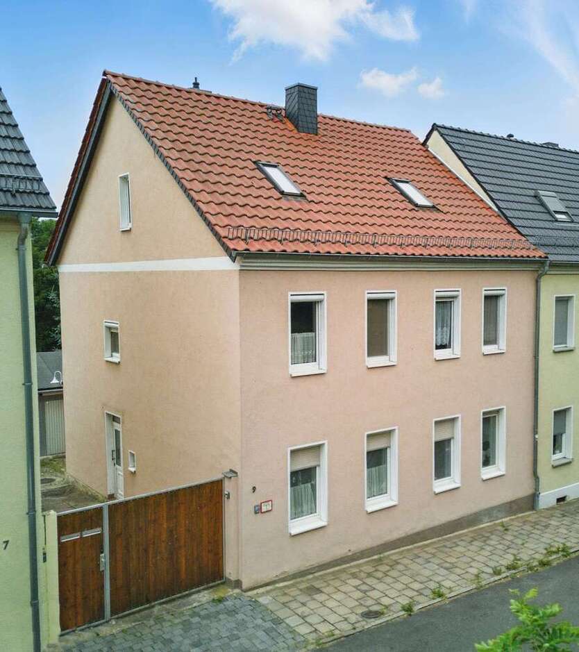Haus zum Kaufen in Taucha 376.000 € 197 m²
