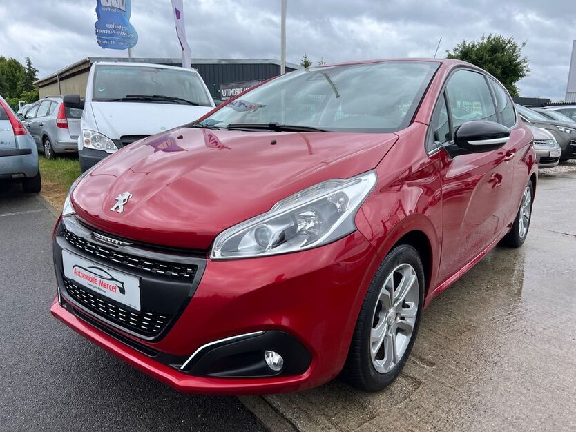 Peugeot 208 100.000 km 6.999 € Krostitz 04509