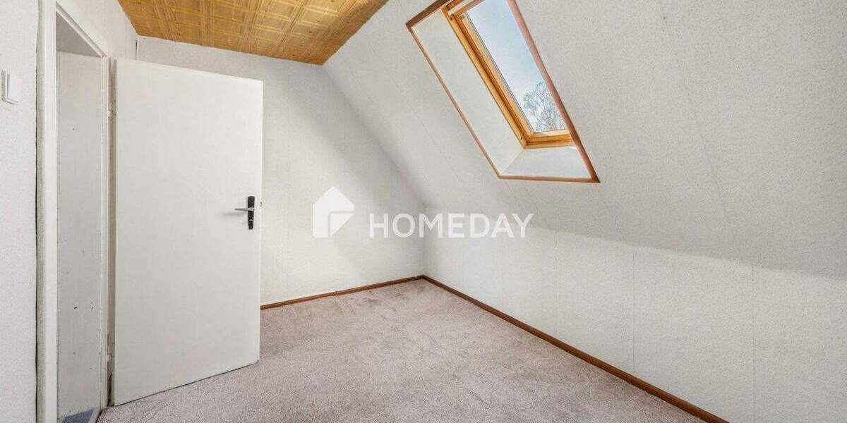 Einfamilienhaus Schkeuditz Wolteritz - 8 Zimmer, 150 m&sup2;, 260.000&euro; | Angebot:25775243