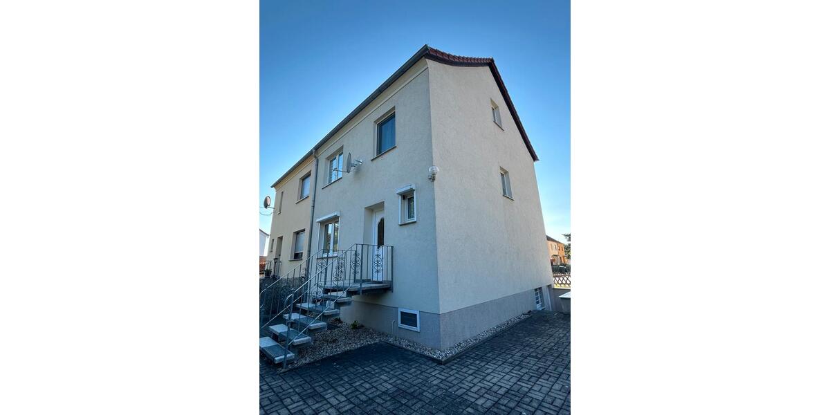 Doppelhaushälfte Borna - 2 Zimmer, 123 m&sup2;, 152.000&euro; | Angebot:27266536