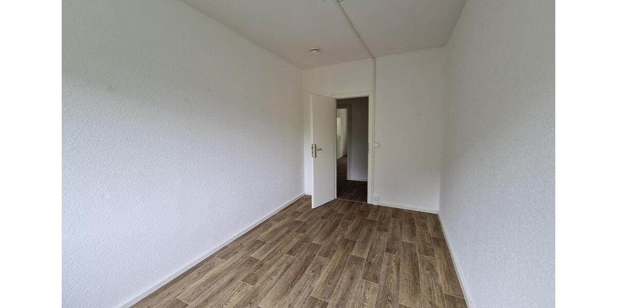 Etagenwohnung Leipzig Lausen-Grünau - 3 Zimmer, 69 m&sup2;, 534&euro; | Angebot:26587848