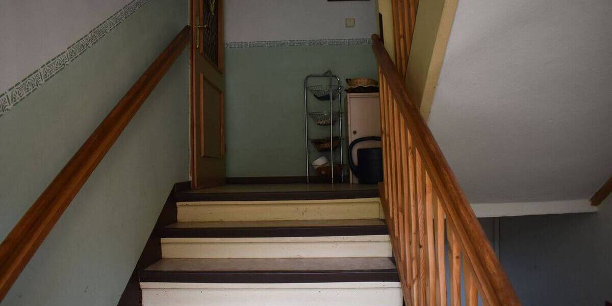 Mehrfamilienhaus, Wohnhaus Grimma - 9 Zimmer, 206 m&sup2;, 299.000&euro; | Angebot:25682184