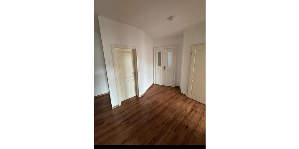 Hochparterre Leipzig Nord - 3 Zimmer, 93 m&sup2;, 1.270&euro; | Angebot:26396294