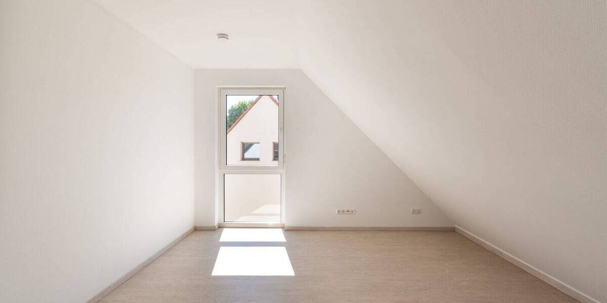 Einfamilienhaus Leipzig / Lößnig Lößnig - 7 Zimmer, 200 m&sup2;, 2.997&euro; | Angebot:26826188