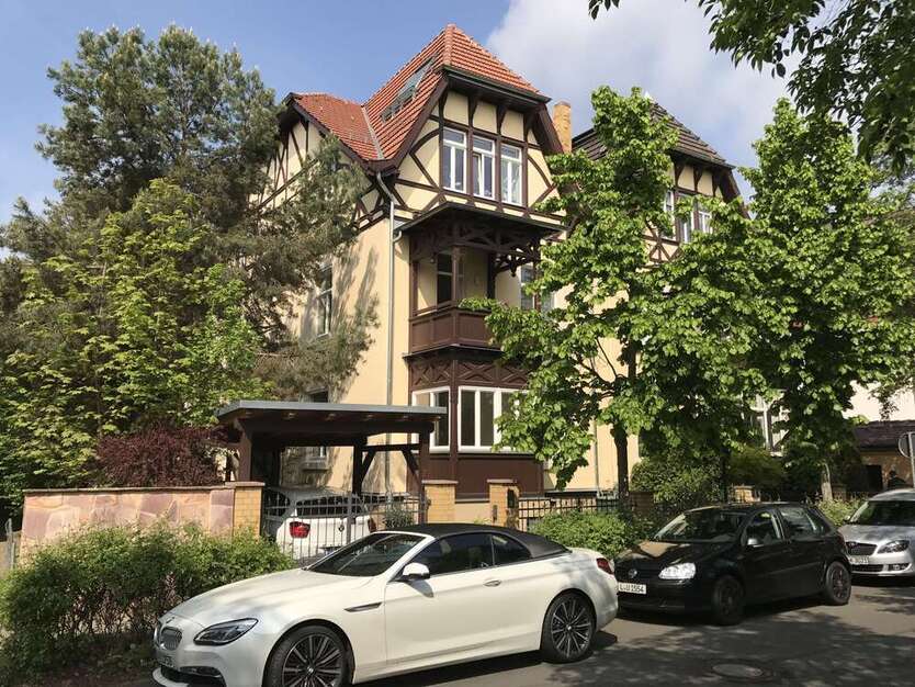Haus zum Kaufen in Markkleeberg 1.650.000 € 349.05 m²