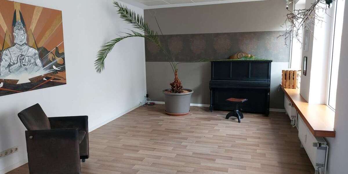 Einzelhandel in Borna 350 € 41.4 m² zimmer