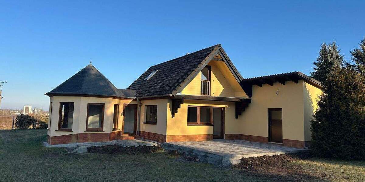 individuelles und schickes EFH mit großem Grundstück 2 zimmer