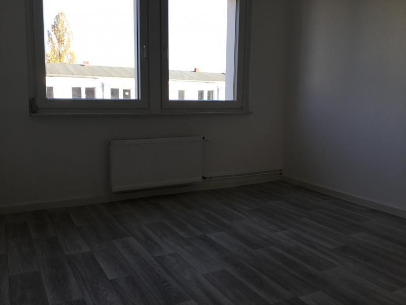 3-Raum-Wohnung mit Balkon zu vermieten! zimmer
