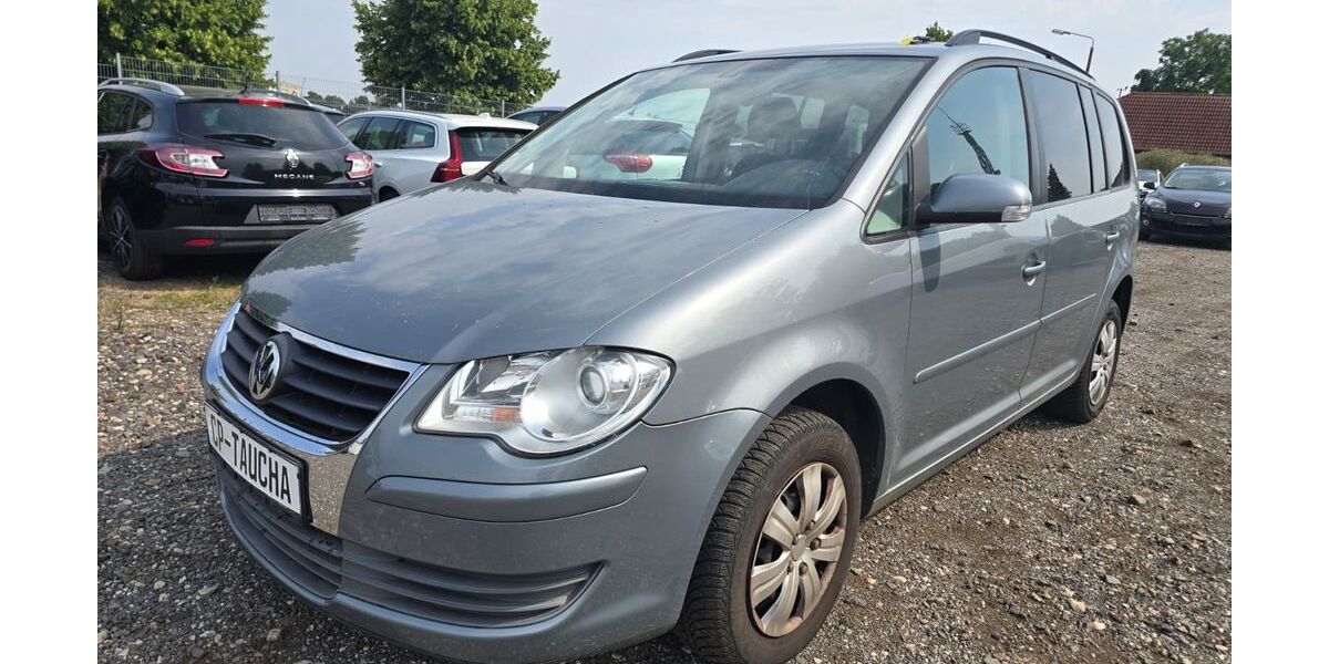 VW Touran 148.683 km 1.490 &euro; Taucha 04425