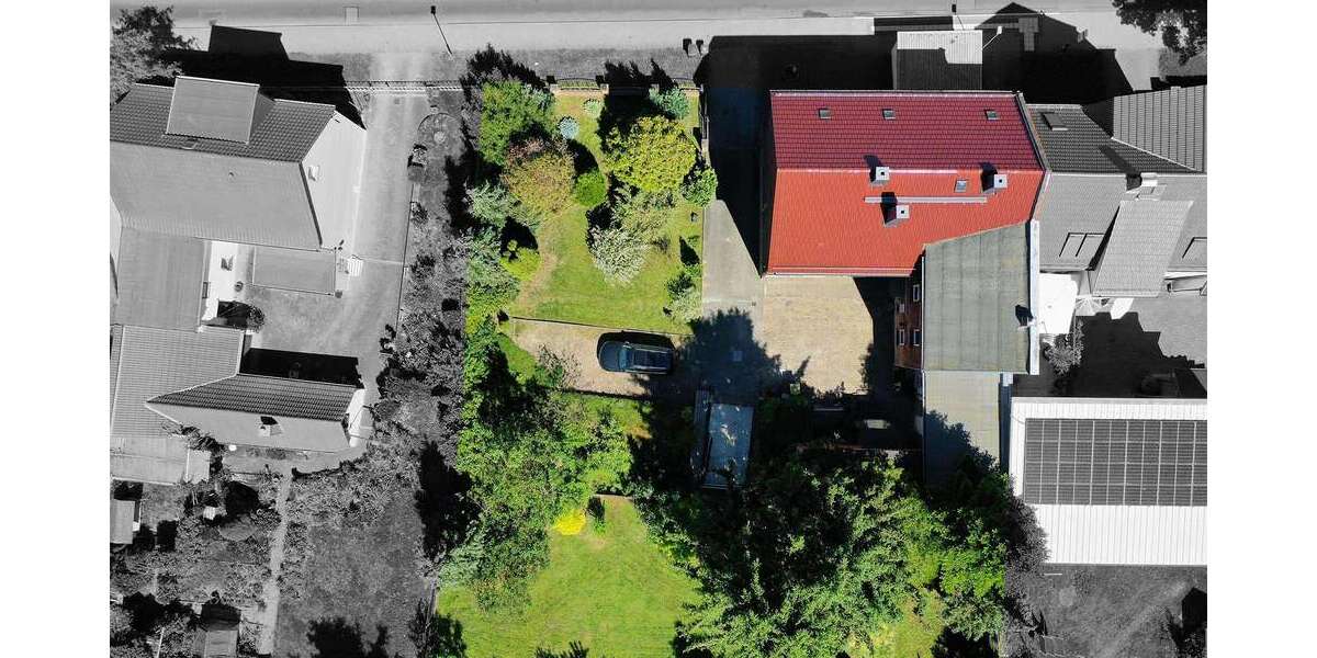 Einfamilienhaus Hohenmölsen - 9 Zimmer, 175 m&sup2;, 95.000&euro; | Angebot:26800426