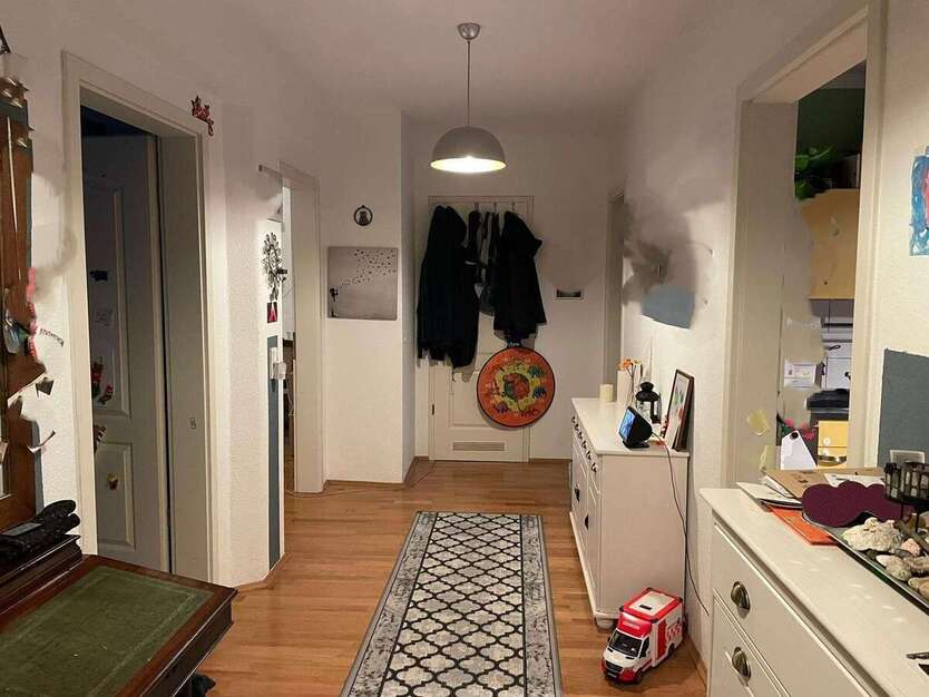 Lebendiges Leipzig: Ihre Traum-Immobilie in Connewitz wartet mit 3 Zimmern & Balkon 3 zimmer