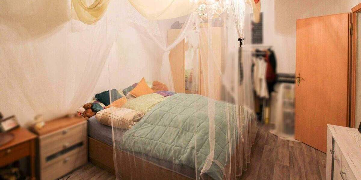 Etagenwohnung Pegau - 2 Zimmer, 47 m&sup2;, 35.000&euro; | Angebot:25749599