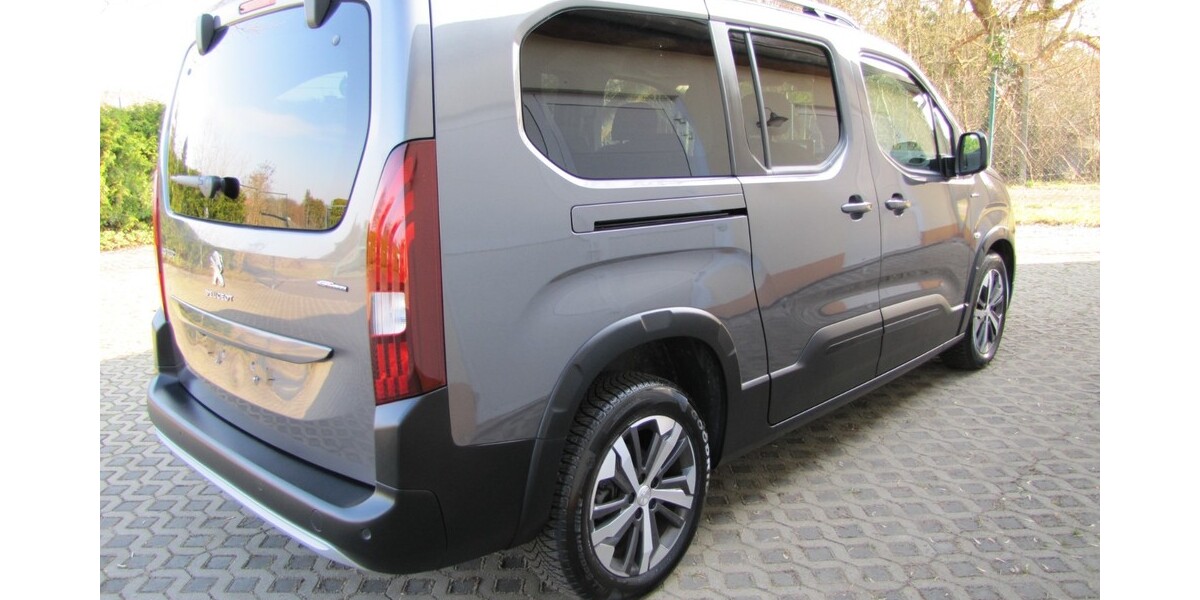 Peugeot Rifter GT-Line L2 53.975 km 20.900 &euro; Böhlen 04564