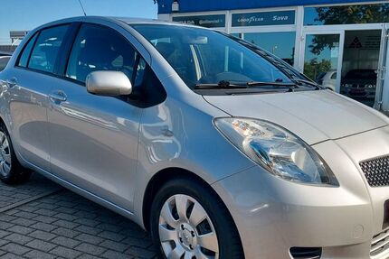 Toyota Yaris 127.896 km 3.999 &euro; Leipzig 04328