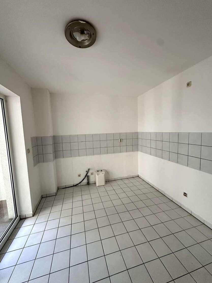 ++Erdgeschosswohnung mit 2 Balkone und Tiefgarage++ 3 zimmer