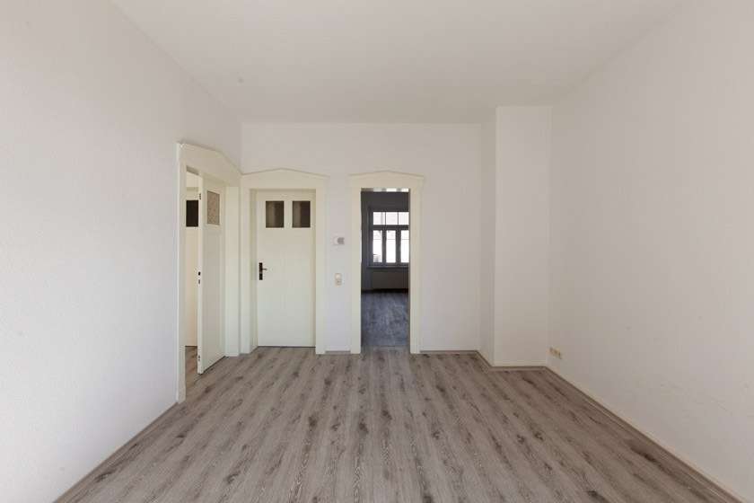 Faktor 18,9! - Saniertes Wohn- und Geschäftshaus mit Balkonen zimmer