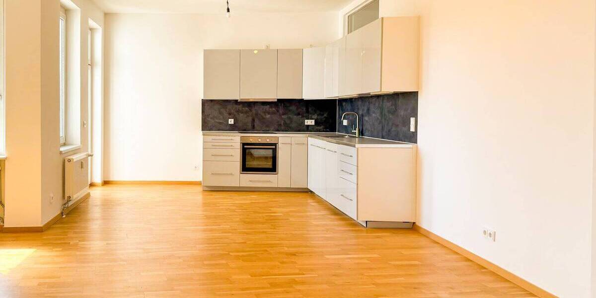 Etagenwohnung Leipzig Möckern - 4 Zimmer, 104 m&sup2;, 1.400&euro; | Angebot:26891595