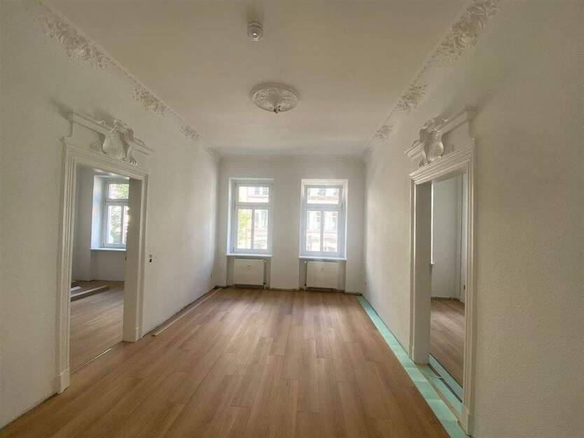 Gohlis* neu renovierte 4 Zimmer-Whg* Altbau mit Charme* Tageslichtbad* sep. Küche* Balkon 4 zimmer