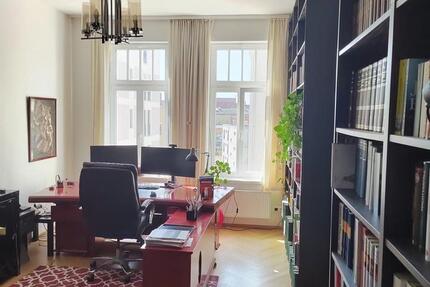 provisionsfreie große Altbauwohnung - zentrumsnah - 5 zimmer