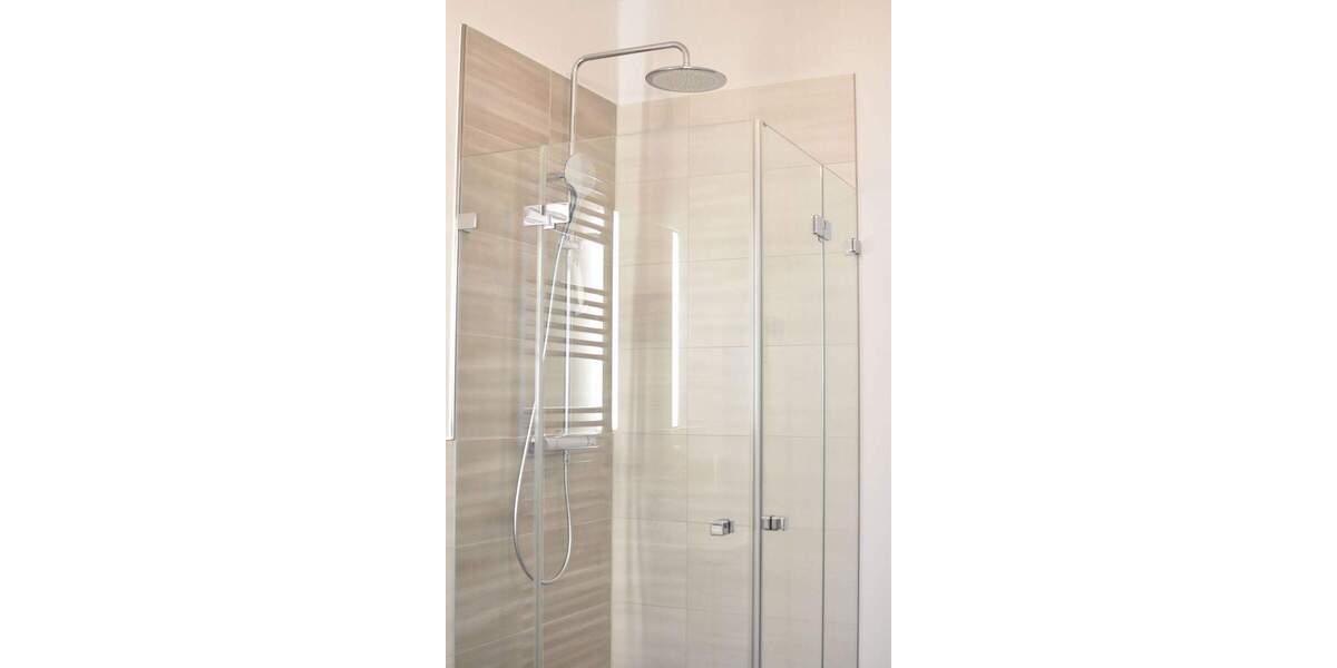 Etagenwohnung Leipzig Leutzsch - 2 Zimmer, 80 m&sup2;, 1.120&euro; | Angebot:25819037