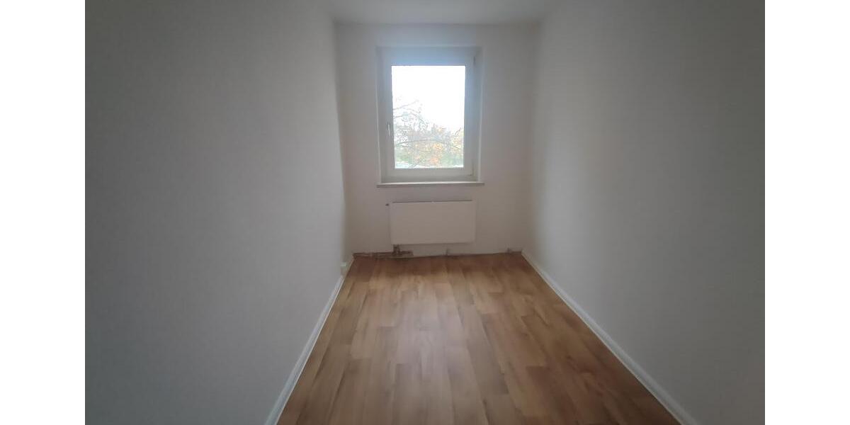 Etagenwohnung Merseburg - 5 Zimmer, 119 m&sup2;, 836&euro; | Angebot:26304904