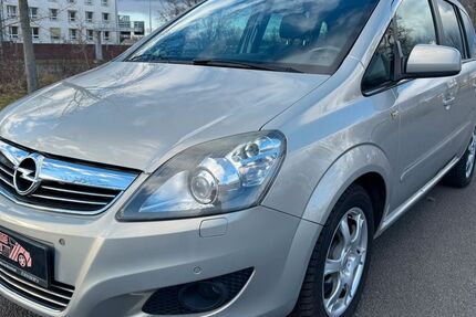 Opel Zafira 116.477 km 8.400 &euro; Leipzig 04129