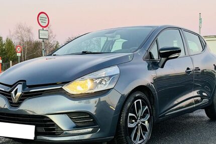 Renault Clio 148.000 km 6.399 &euro; Delitzsch 04509
