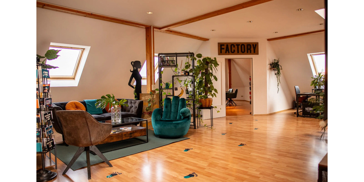 Dachgeschoßwohnung Leipzig Mitte - 3 Zimmer, 155 m&sup2;, 1.850&euro; | Angebot:25723744