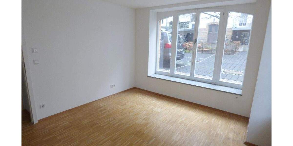 Etagenwohnung Leipzig Südvorstadt - 5 Zimmer, 212 m&sup2;, 2.332&euro; | Angebot:26474731
