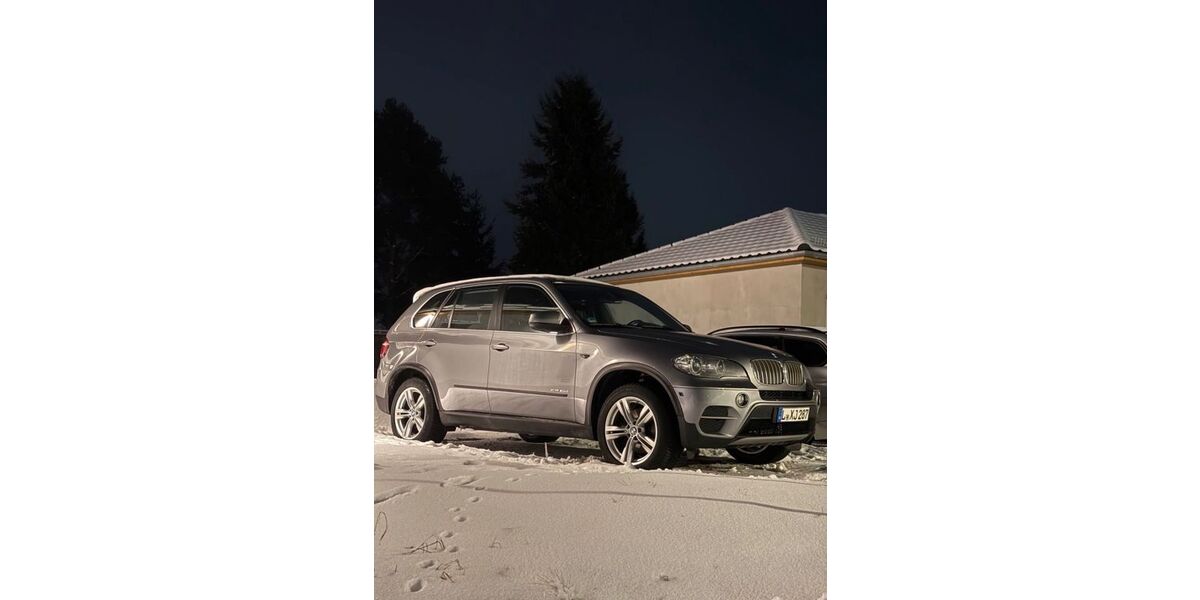 BMW X5 151.500 km 16.500 &euro; Elstertrebnitz 04523