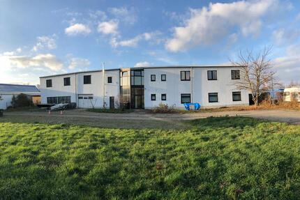 Gewerbeobjekt Zwenkau - 2.000&euro; | Angebot:23023185