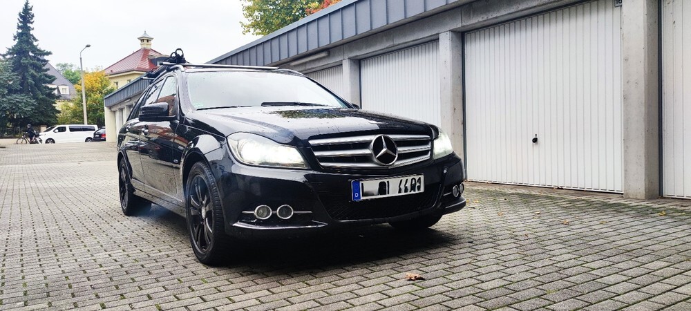 Mercedes-Benz C220 398.000 km 6.600 € Leipzig 04109