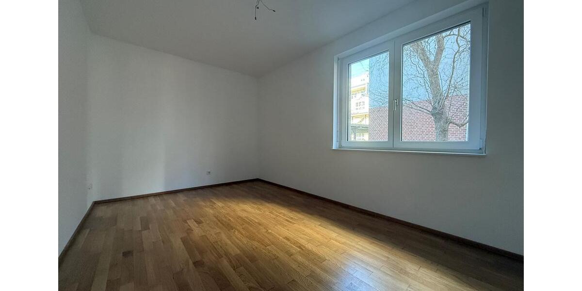 Erdgeschoßwohnung Leipzig Altwest - 3 Zimmer, 106 m&sup2;, 1.829&euro; | Angebot:25307847