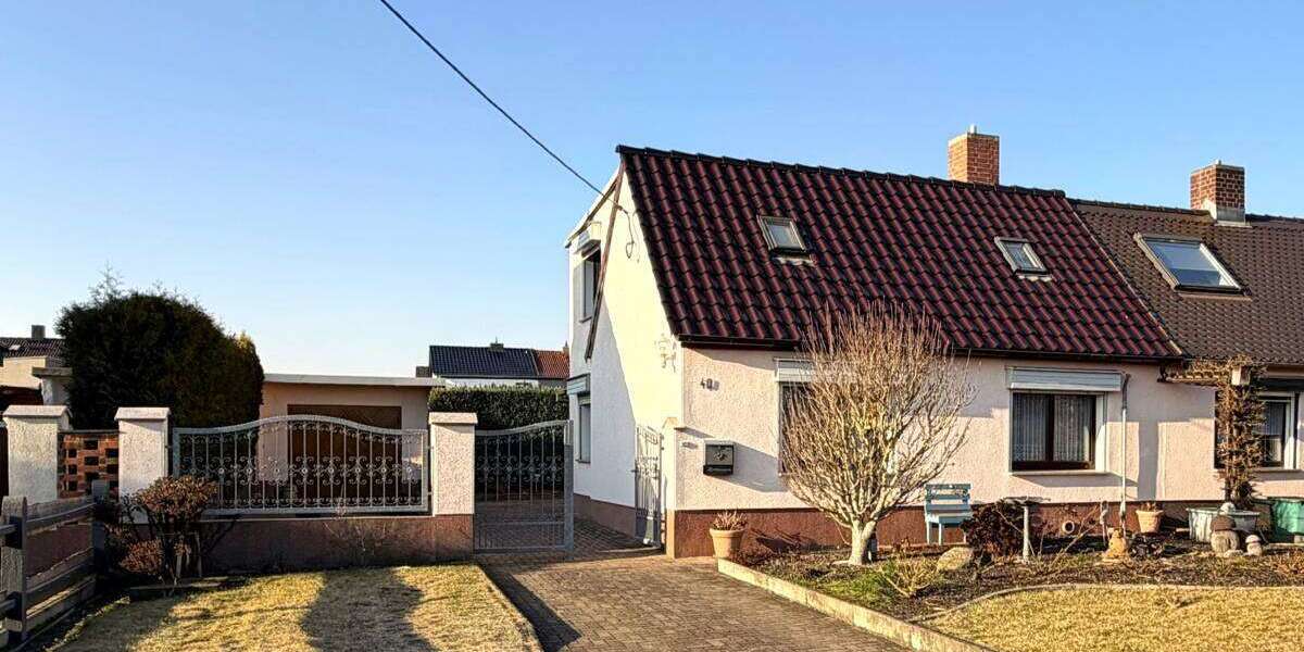 Haus zum Kaufen in Sandersdorf-Brehna 150.000 € 118.21 m² 6 zimmer