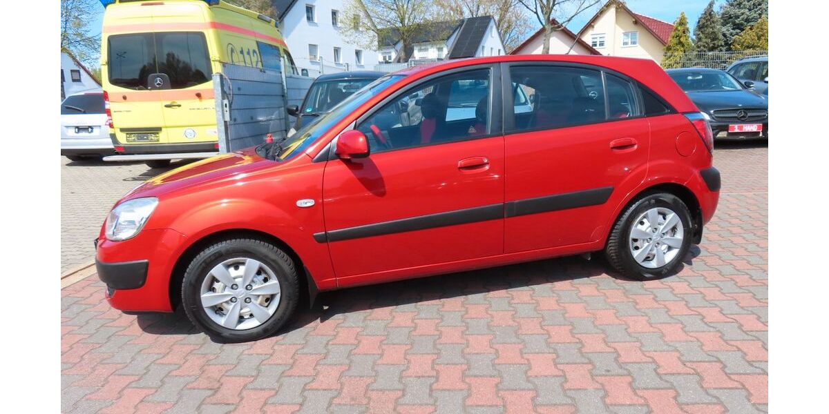 Kia Rio 117.880 km 2.500 &euro; Sandersdorf-Brehna 06796