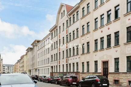 Gepflegte 2-Zimmer-Wohnung mit Stellplatz - zentral und ruhig in Anger-Crottendorf 2 zimmer