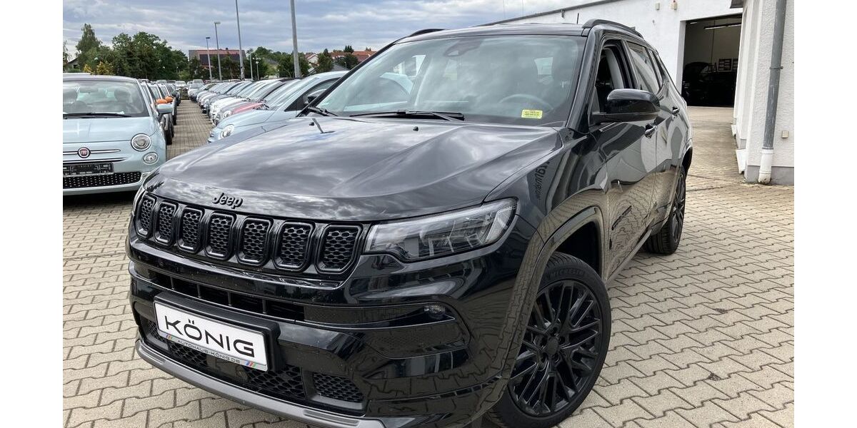 Jeep Compass 24.538 km 28.999 &euro; Leipzig 04178